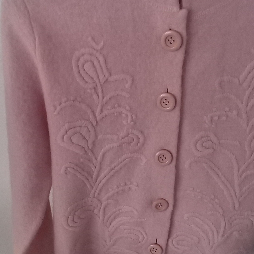 Chic Pink Embroidered Cardigan 100% Wool - Picture 2 of 4